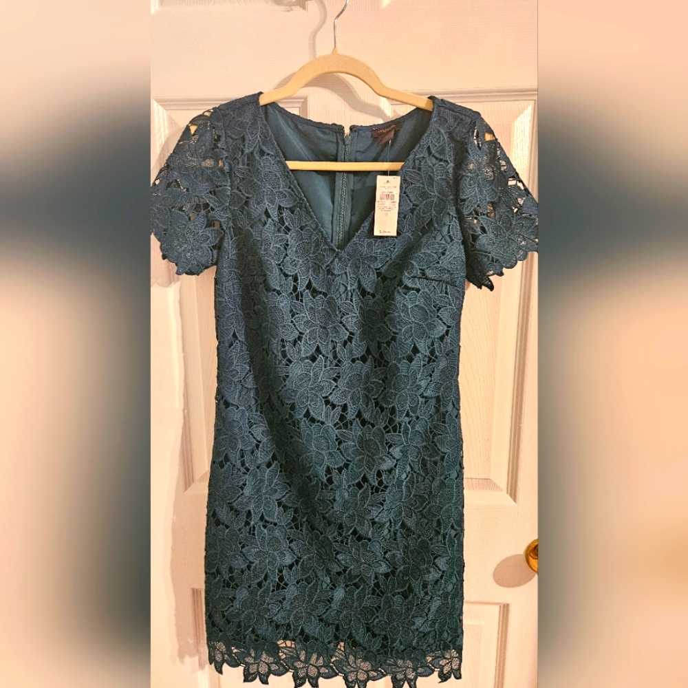 Green lace dress